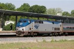 AMTK 17 leads train P080-25 into the station